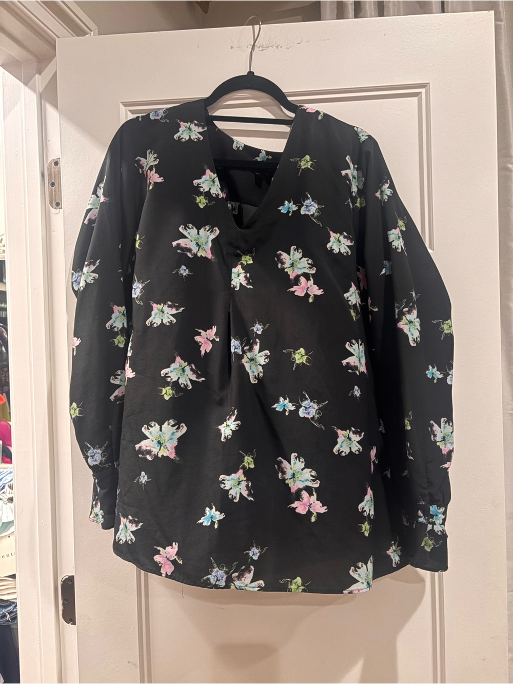 Banana Republic Black Floral V-Neck Blouse